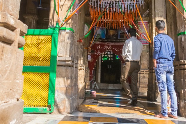 Baadshah_ni_Hajiro_horizontal