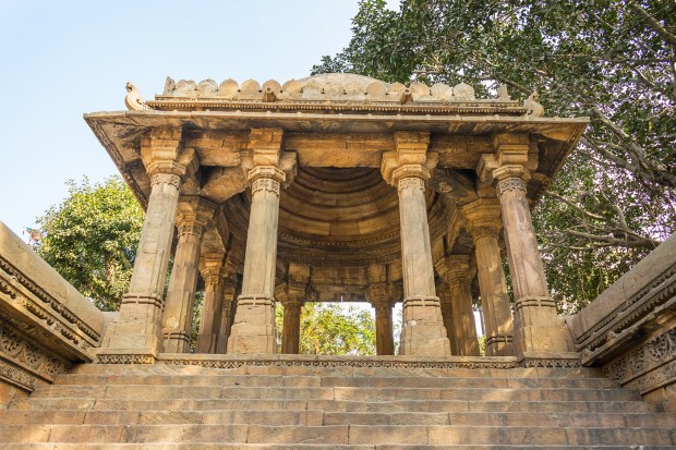 Dada_Harir_Stepwell_Entrance