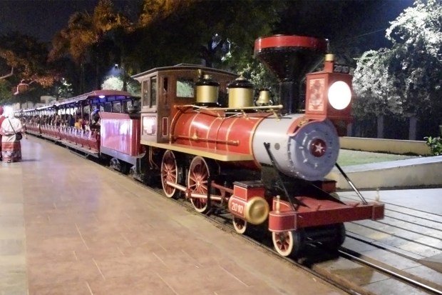 kankaria_toy_train